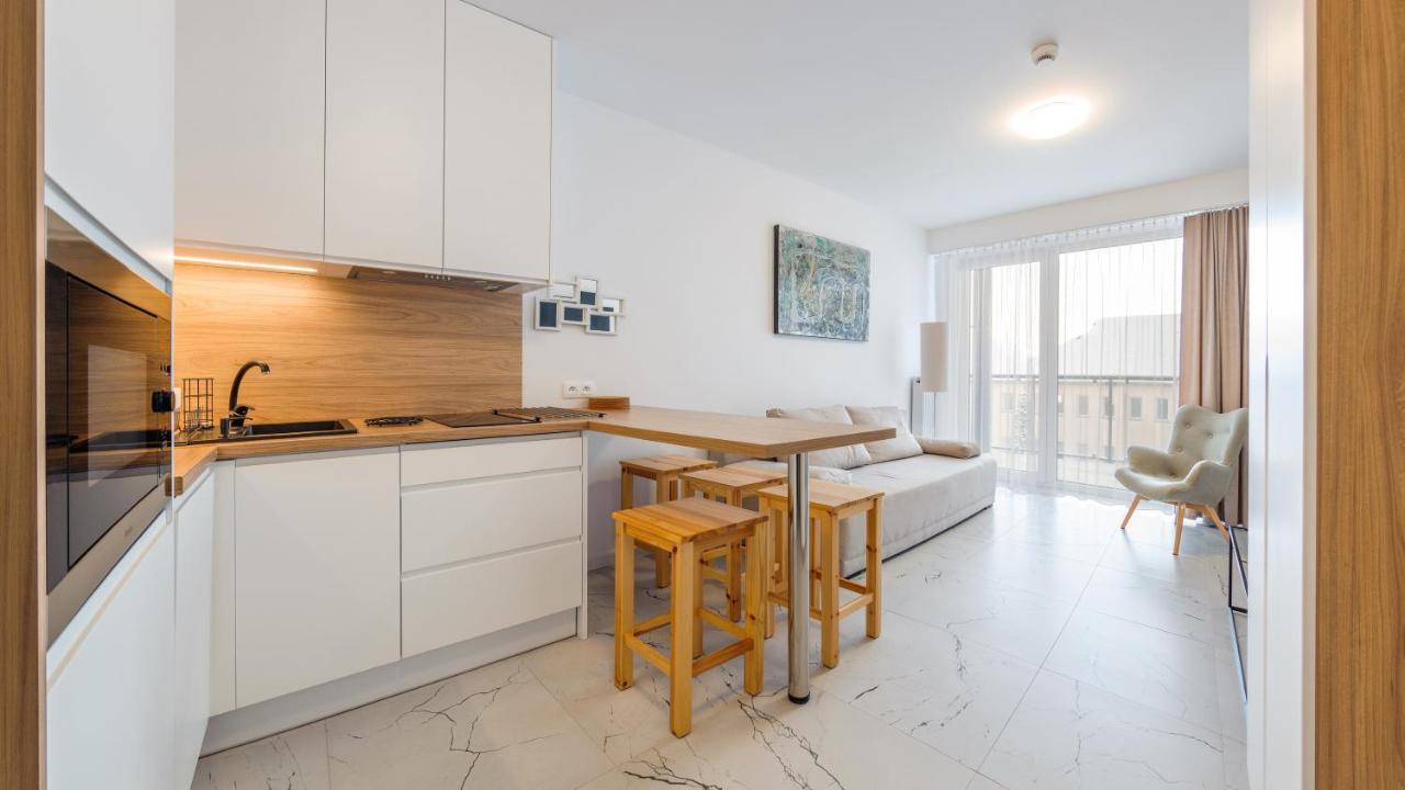 Apartamenty Delux Sun & Snow Rozewska Natura Park - Blisko Plazy Jastrzębia Góra Extérieur photo